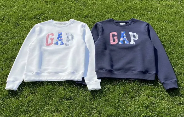 Sweatshirt 4