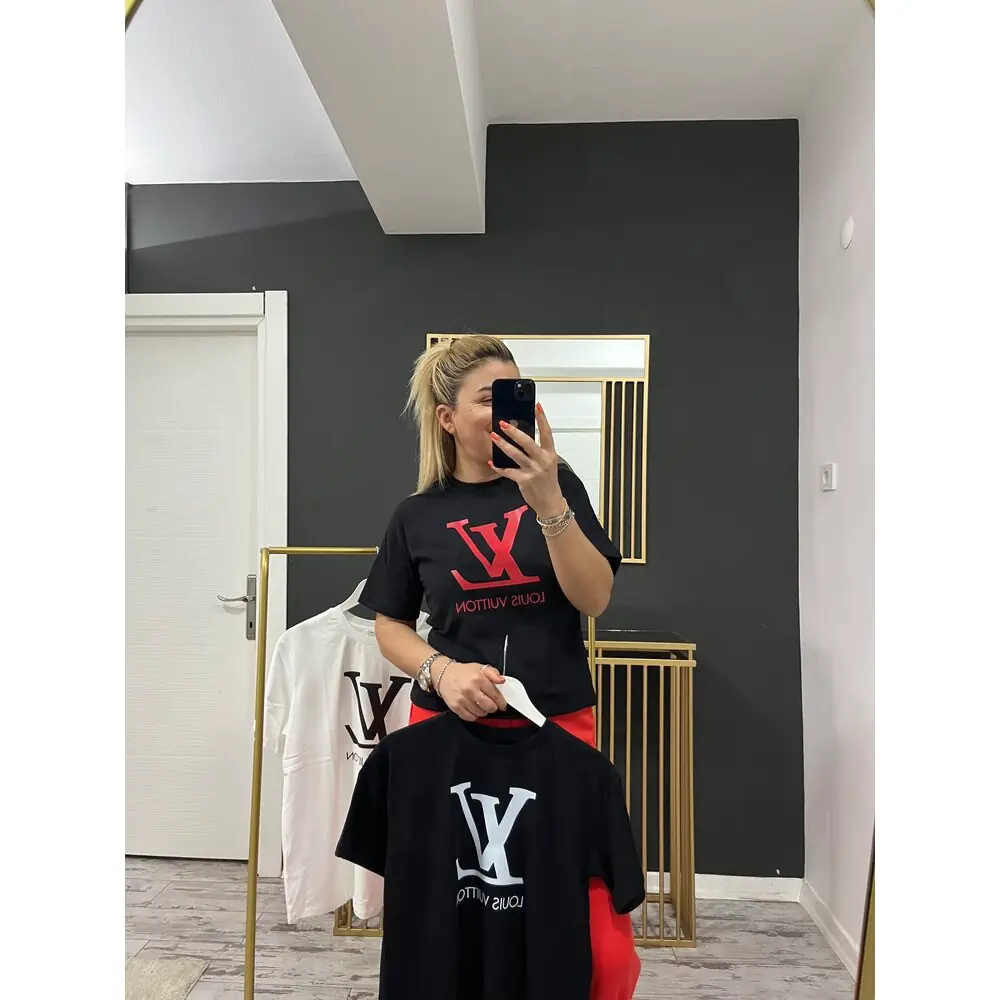 LV  T-shirt 3